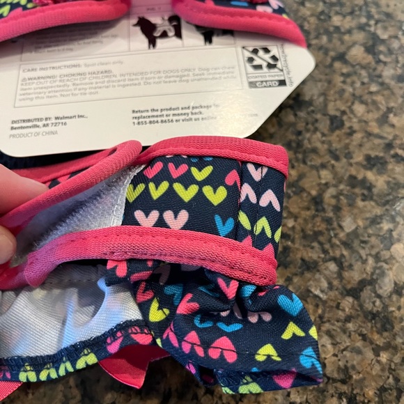 VIBRANT LIFE Harness Size XS. With bow, hearts, & a big diamond. NWT - Picture 6 of 9